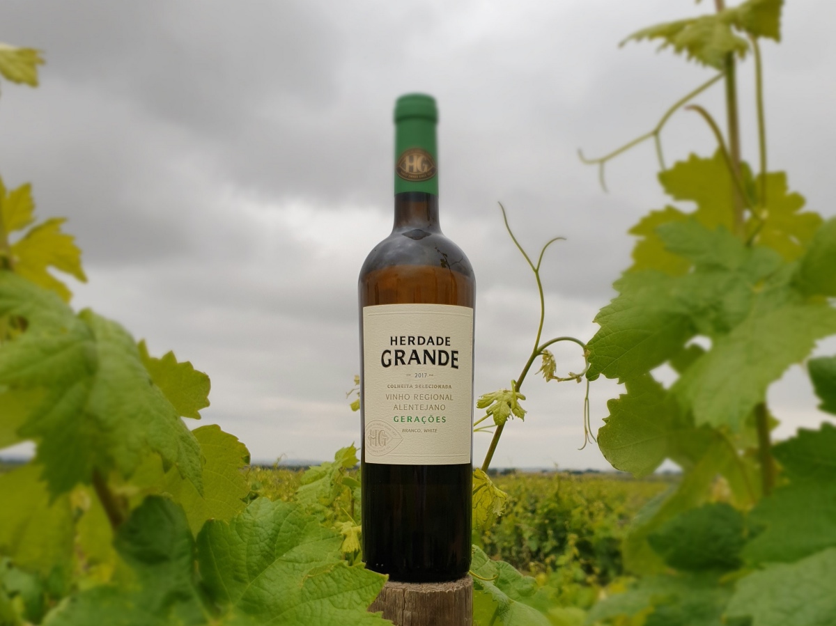The press praised the authenticity and balance of Herdade Grande Generations 2017